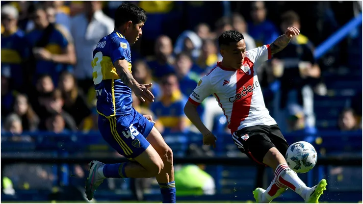 Esequiel Barco of River Plate fights for the ball with Jorman Campuzano of Boca Juniors