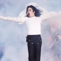 25 greatest Super Bowl half-time show performances