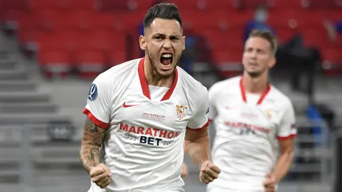 Lucas Ocampos of Sevilla FC after scoring his team's first goal during the UEFA Super Cup match between FC Bayern Munich and FC Sevilla at Puskas Arena on September 24, 2020 in Budapest, Hungary. 20,000 fans have been allowed into the ground as COVID-19 restrictions ease. (Photo by Attila Kisbenedek – Pool/Getty Images)