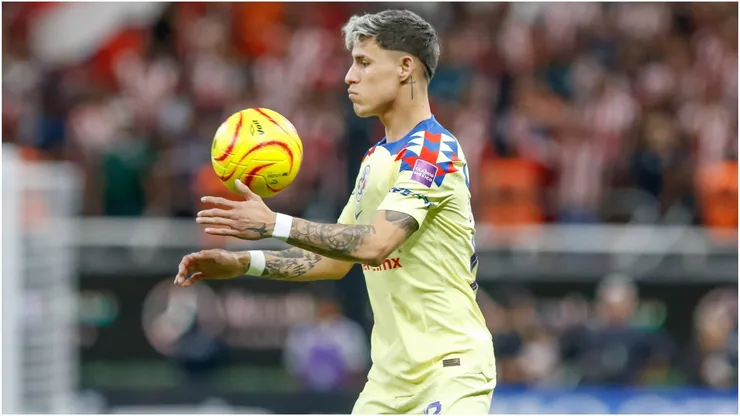 Cristian Calderon of America