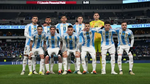 Argentina pose for picture vs El Salvador