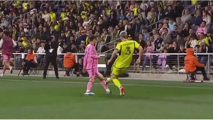 Nashville SC’s Lukas MacNaughton spammed by angry Messi fans