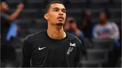 Victor Wembanyama of the San Antonio Spurs warming up before a game.