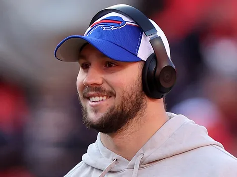 Buffalo Bills sign surprising quarterback to help Josh Allen