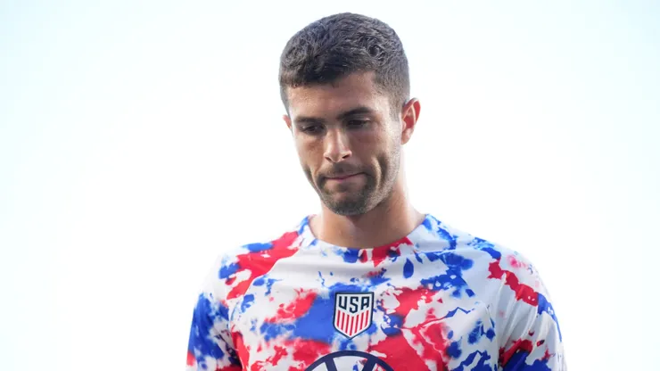 Christian Pulisic of The United States warms up prior to kick off of the International Friendly match between Saudi Arabia and United States at Estadio Nueva Condomina on September 27, 2022 in Murcia, Spain.