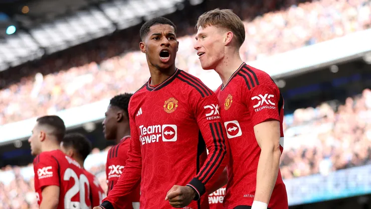 Marcus Rashford celebrates his goal against Manchester United