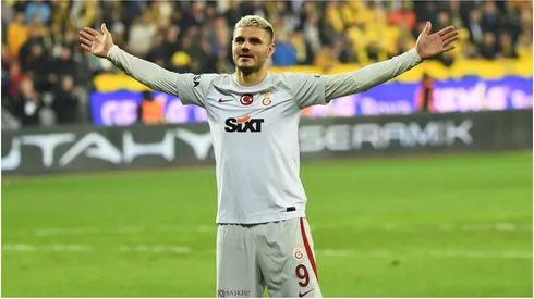 Mauro Icardi of Galatasaray celebrates after scoring