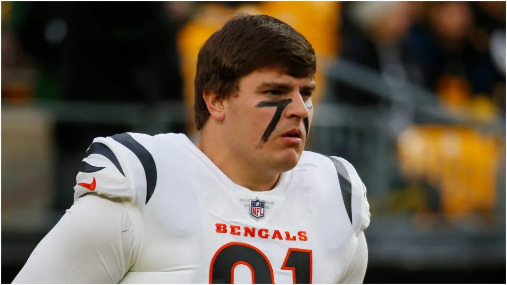 Trey Hendrickson looks up