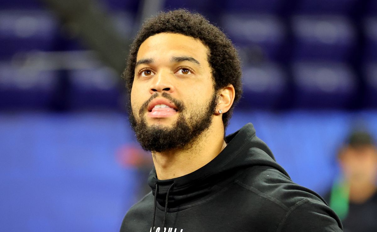 Caleb Williams' profile: Age, height, weight, college, position and ...