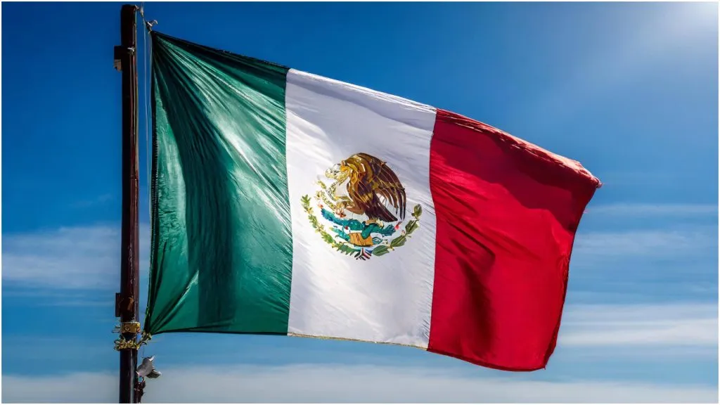 National flag of Mexico – IMAGO / H. Tschanz-Hofmann