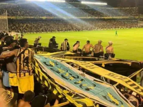 Rosario Central and Peñarol fans clash prior to Copa Libertadores match