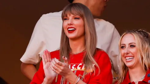 Taylor Swift supporting Travis Kelce during a Kansas City Chiefs game