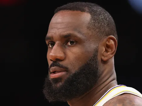 Report: Bulls won't trade with Lakers because of LeBron James and Michael Jordan