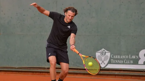 Diego Forlan playing Tennis