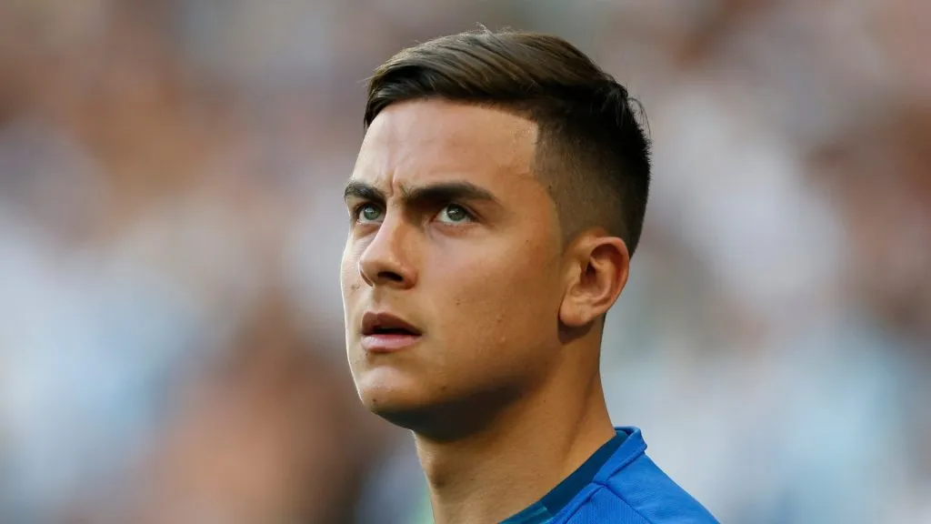 Paulo Dybala of Argentina looks on prior to the Copa America Brazil 2019 quarterfinal match between Argentina and Venezuela at Maracana Stadium on June 28, 2019 in Rio de Janeiro, Brazil.
