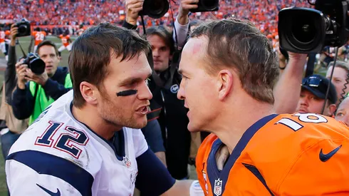 Tom Brady greeting Peyton Manning after a Broncos vs. Patriots game (NFL 2014)