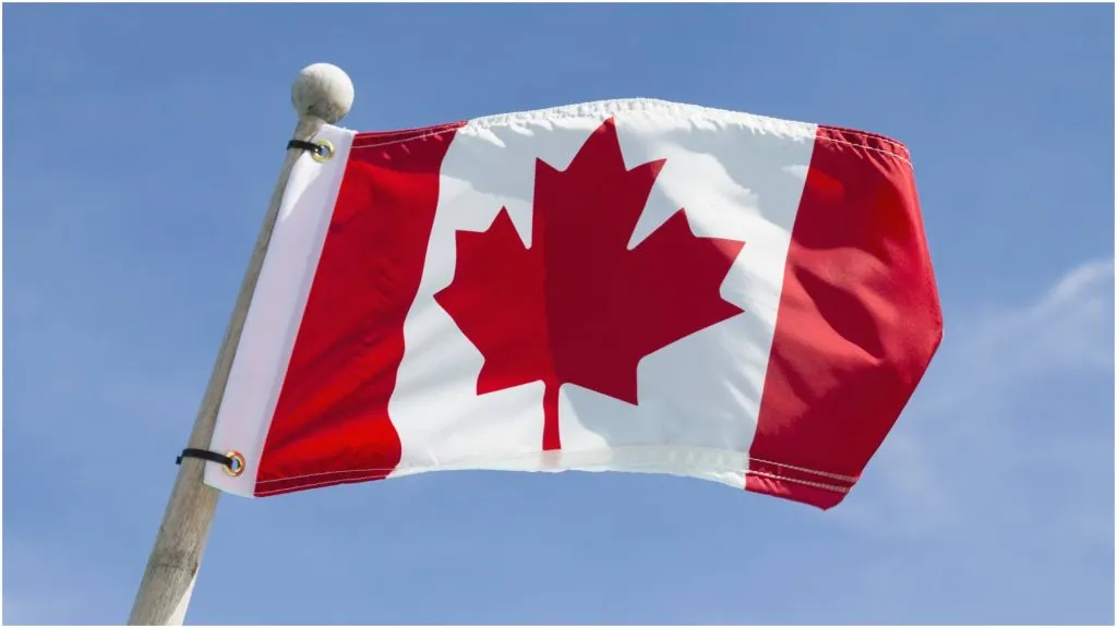 Canadian flag – IMAGO / Westend61