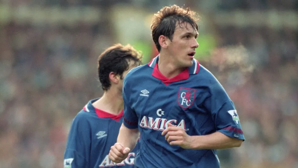 Tony Cascarino of Chelsea in action during the FA Cup semi-final against Luton Town. Getty Images