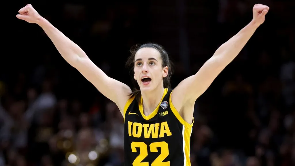 Caitlin Clark Celebrating Iowa