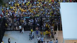 Chaos in 2024 Copa America final as Argentina and Colombia fans try to enter stadium any way they can