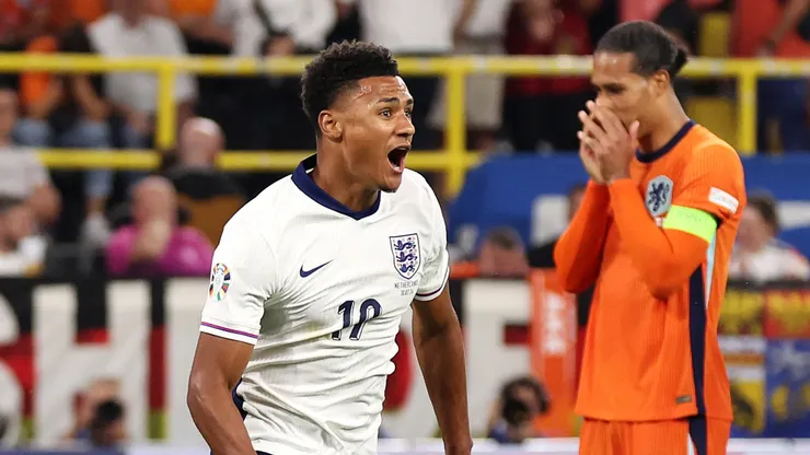 Ollie Watkins of England celebrates scoring his team's second goal during the UEFA EURO 2024 semi-final match between Netherlands and England at Football Stadium Dortmund on July 10, 2024 in Dortmund, Germany.
