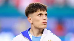 Alejandro Garnacho of Argentina line up for the national anthem prior to the CONMEBOL Copa America 2024 Group A match between Argentina and Peru at Hard Rock Stadium on June 29, 2024 in Miami Gardens, Florida.
