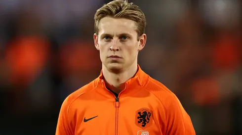 Frenkie de Jong of Netherlands stands for the national anthem prior to the 2022 FIFA World Cup Qualifier.