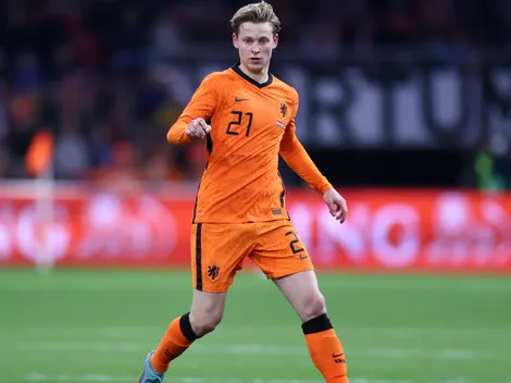 Why is Frenkie de Jong not playing for the Netherlands vs Romania today in Euro 2024 Round of 16?