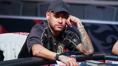 Neymar playing poker