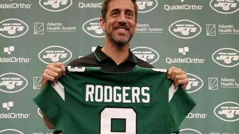 Aaron Rodgers will wear N°8