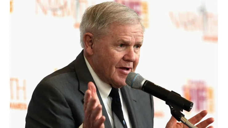 Denny Crum at the 2016 Naismith Awards Brunch