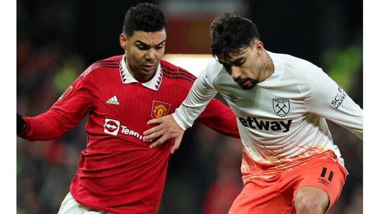 Casemiro of Manchester United and Lucas Paqueta of West Ham