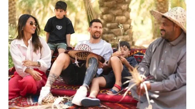 The Messi family in Saudi Arabia