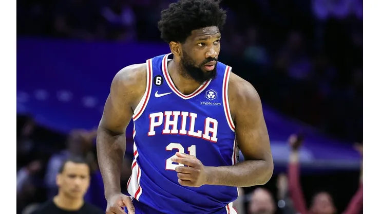 Joel Embiid got injured vs Brooklyn in the first round
