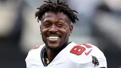 Antonio Brown during a game between the Tampa Bay Buccaneers and the New York Jets