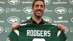 Aaron Rodgers will wear N°8