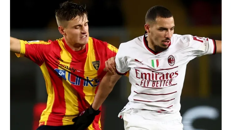 Lorenzo Colombo of Lecce and Ismael Bennacer of Milan