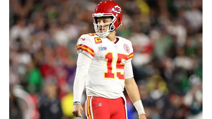 Patrick Mahomes signed a 10-year contract with the Chiefs