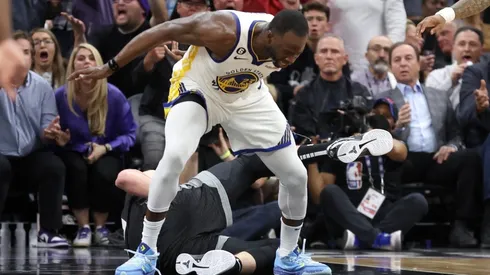 Draymond Green stomping on Domantas Sabonis