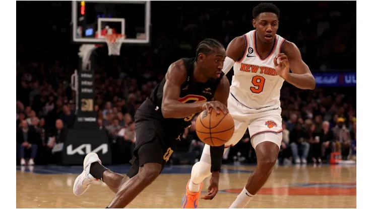 Caris LeVert #3 of the Cleveland Cavaliers heads for the net as RJ Barrett #9 of the New York Knicks defends