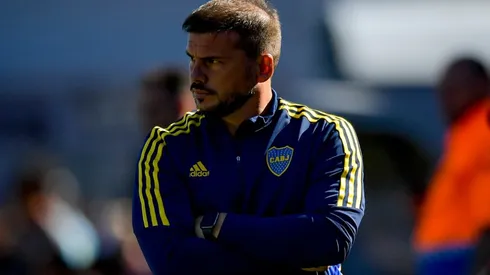 Mariano Herrón is the interim coach of Boca