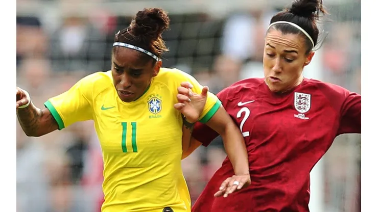 Barbosa Francisleide of Brazil and Lucy Bronze of England