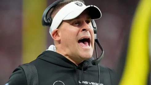 Josh McDaniels gets another former Patriot