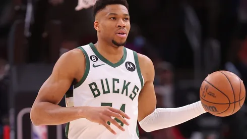 CHICAGO, ILLINOIS – FEBRUARY 16: Giannis Antetokounmpo #34 of the Milwaukee Bucks in action against the Chicago Bulls during the first half at United Center on February 16, 2023 in Chicago, Illinois. NOTE TO USER: User expressly acknowledges and agrees that, by downloading and or using this photograph, User is consenting to the terms and conditions of the Getty Images License Agreement. (Photo by Michael Reaves/Getty Images)-Not Released (NR)