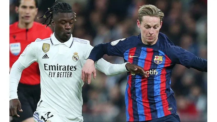 Eduardo Camavinga of Real Madrid and Frenkie de Jong of Barcelona