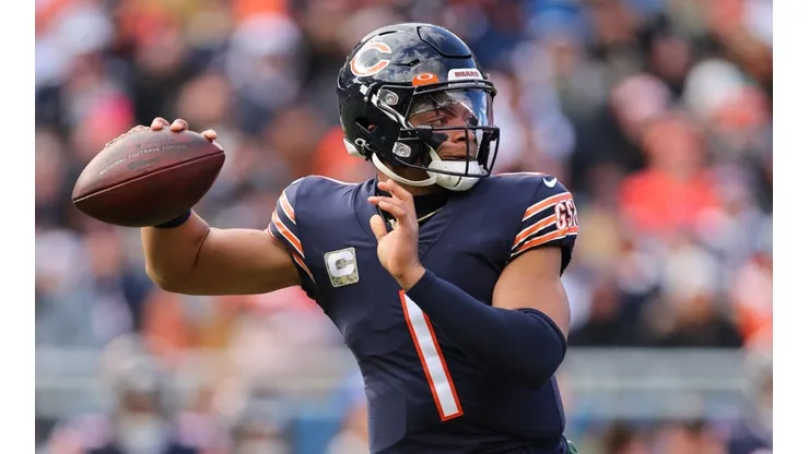 Justin Fields quarterback of the Chicago Bears