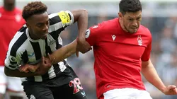 Lewis O'Brien of Nottingham Forest and Joe Willock of Newcastle