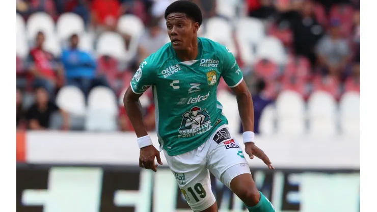 Yairo Moreno from Leon playing vs Atlas in the Liga MX