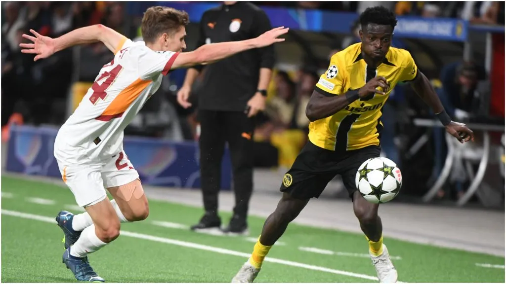 Elias Jelert of Galatasaray vs Ebrima Colley of Young Boys – IMAGO / justpictures.ch
