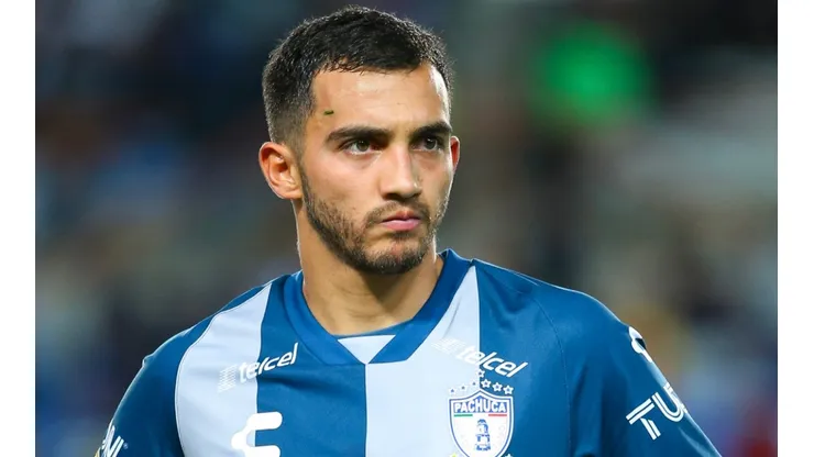 Luis Chávez currently plays for Pachuca